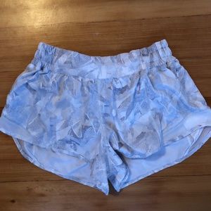 Lululemon Hotty Hot Short